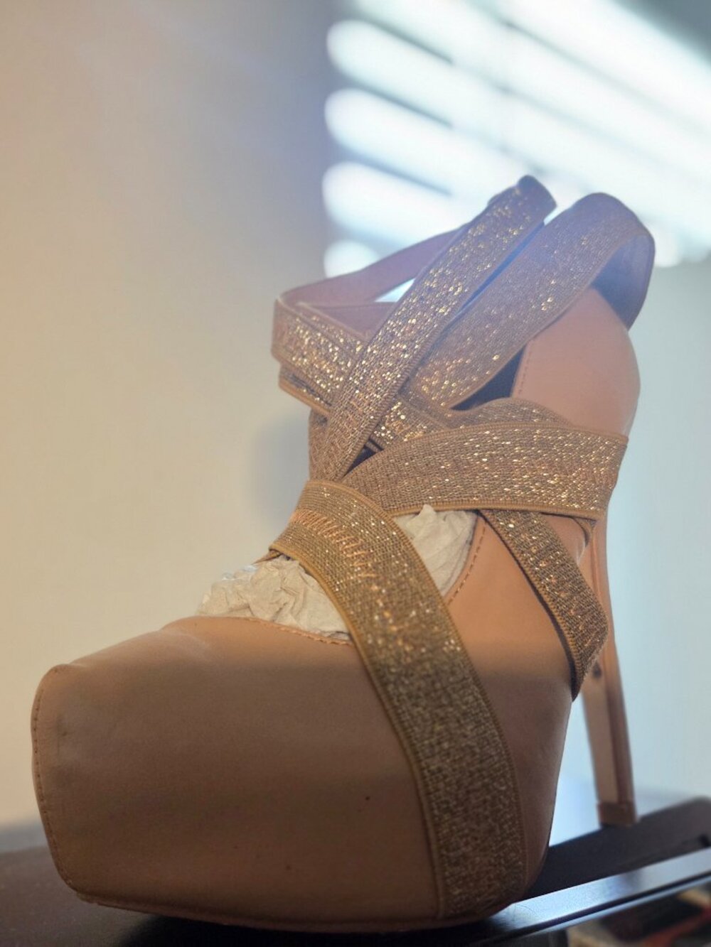 Colin Stuart Peach & Gold Pumps – Size 8 | Slip‑On Stiletto Heel | Party/Cockta
